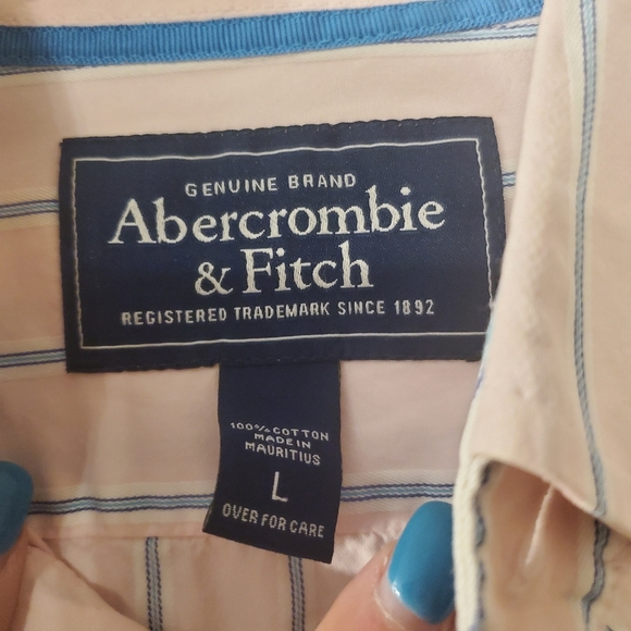 Abercrombie & Fitch button up Sz Large EUC Muscle fit pink - Picture 2 of 3